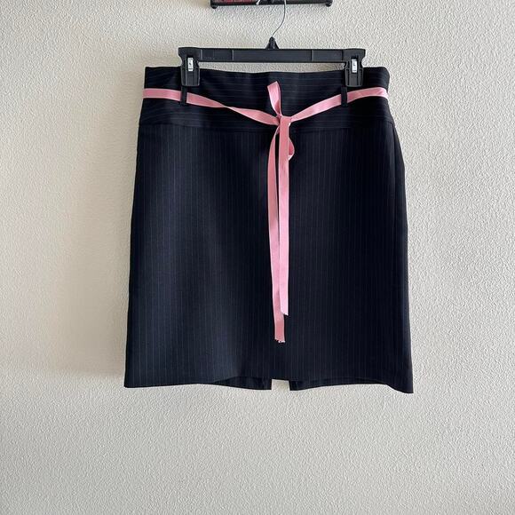 Black pink Copper key pin stripe mini midi skirt - Picture 1 of 7